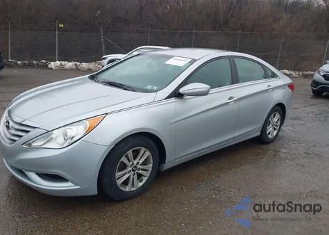 2013 Hyundai Sonata Gls from USA, damaged, VIN 5NPEB4AC0DH711724